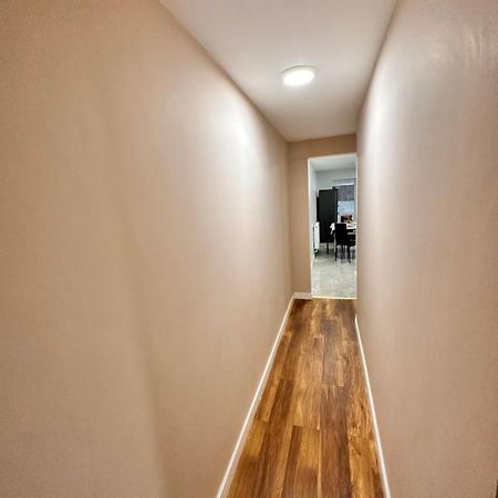 Canary Wharf Single Double And En-Suite Rooms Londra Exterior foto