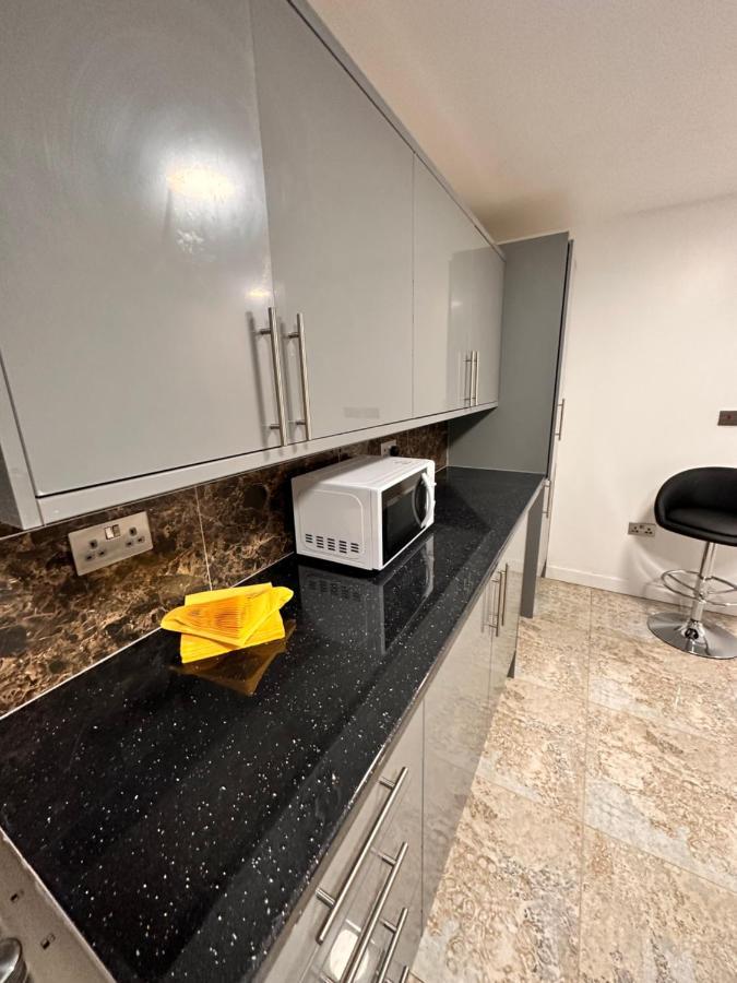 Canary Wharf Single Double And En-Suite Rooms Londra Exterior foto
