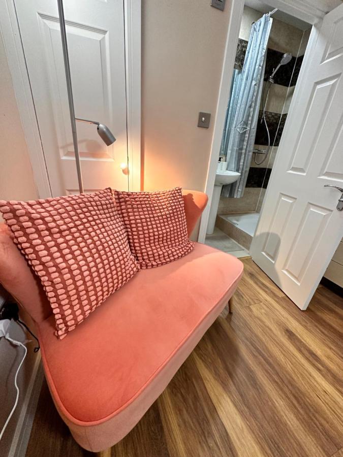 Canary Wharf Single Double And En-Suite Rooms Londra Exterior foto