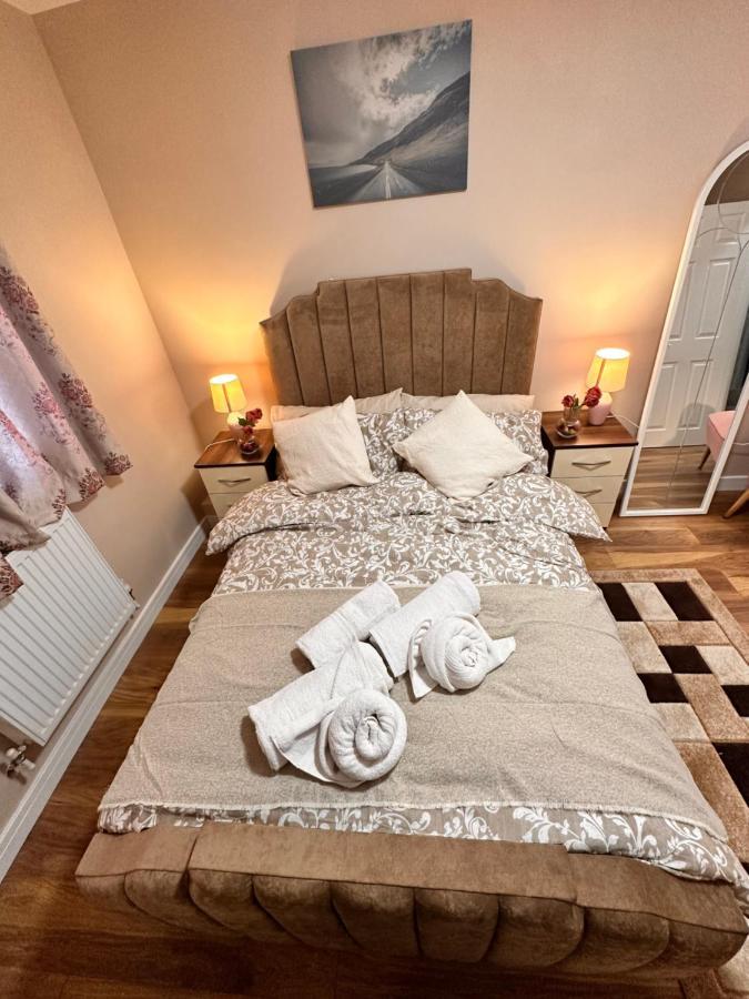 Canary Wharf Single Double And En-Suite Rooms Londra Exterior foto