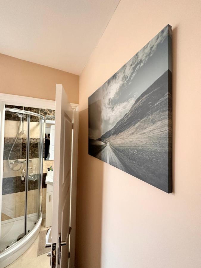 Canary Wharf Single Double And En-Suite Rooms Londra Exterior foto