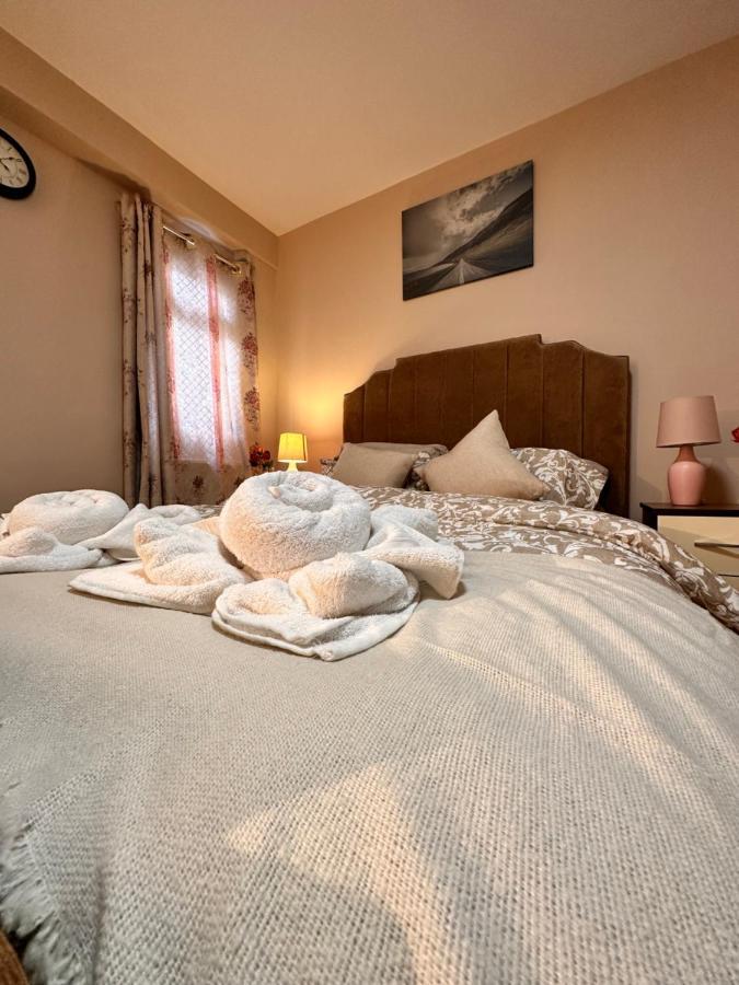 Canary Wharf Single Double And En-Suite Rooms Londra Exterior foto