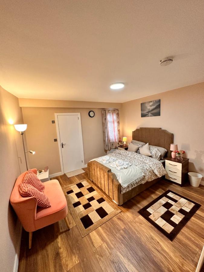 Canary Wharf Single Double And En-Suite Rooms Londra Exterior foto