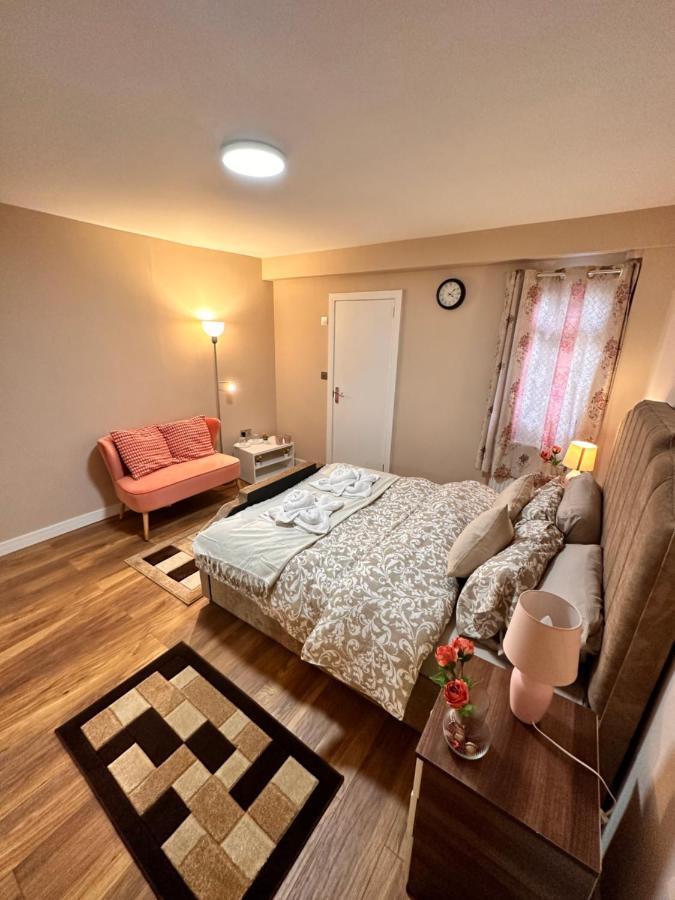 Canary Wharf Single Double And En-Suite Rooms Londra Exterior foto